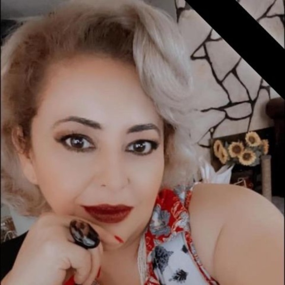 Meet your Posher, Vicky - Picture 1 of 1